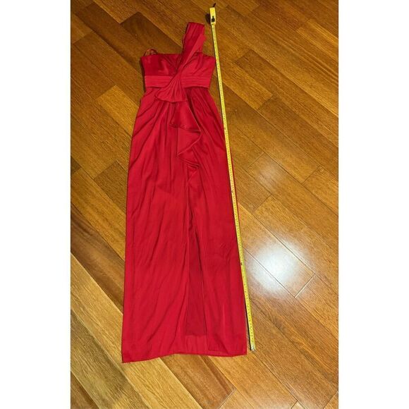 BCBGMAXAZRIA Barbara One Shoulder Gown in Red Sz 2 - Picture 8 of 12